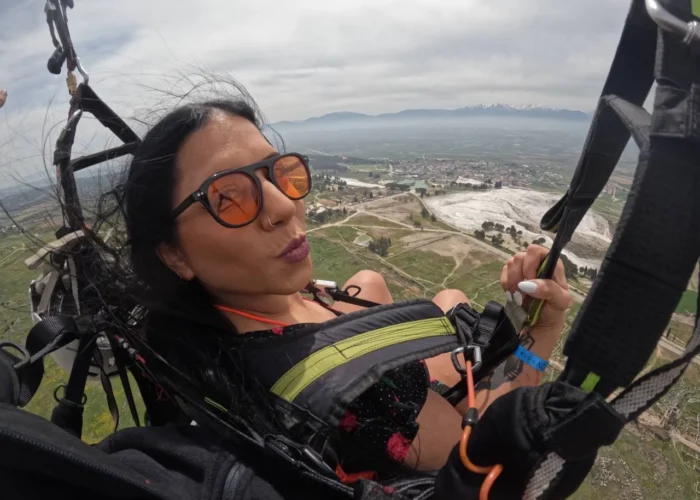 pamukkale paragliding photo