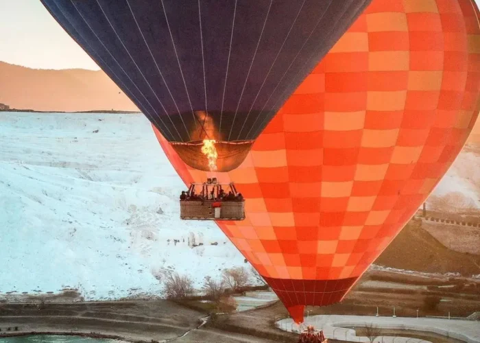 pamukkale hot air balloon photo
